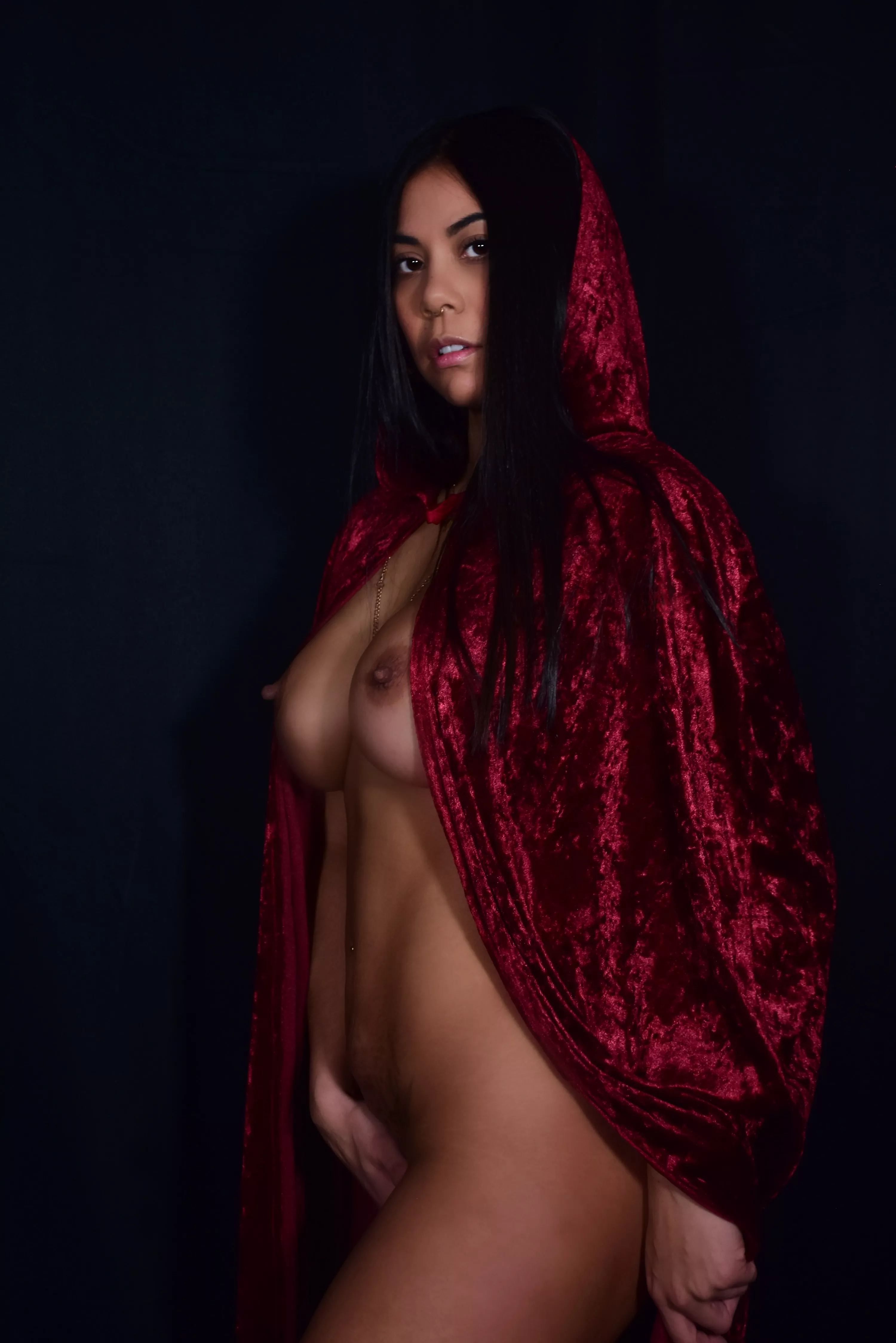 Who loves a girl in red