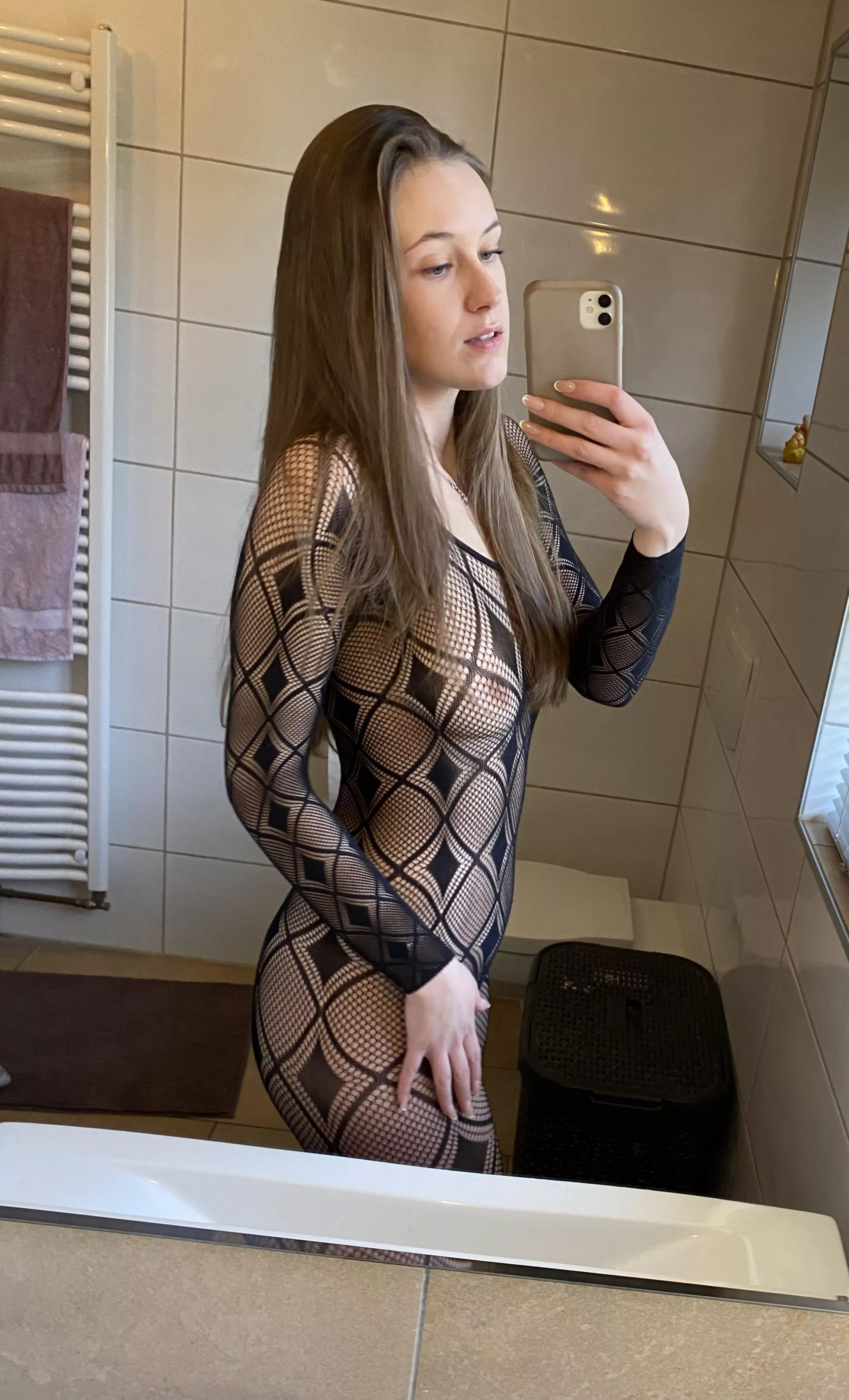 Would make my day if at least one person likes my outfit.