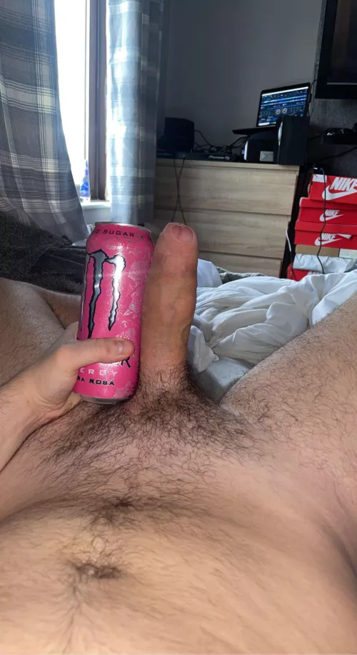 21, Hung and verbal, Anyone gonna fuck their ass for me? Preferably smooth. My snap is bigdom8in