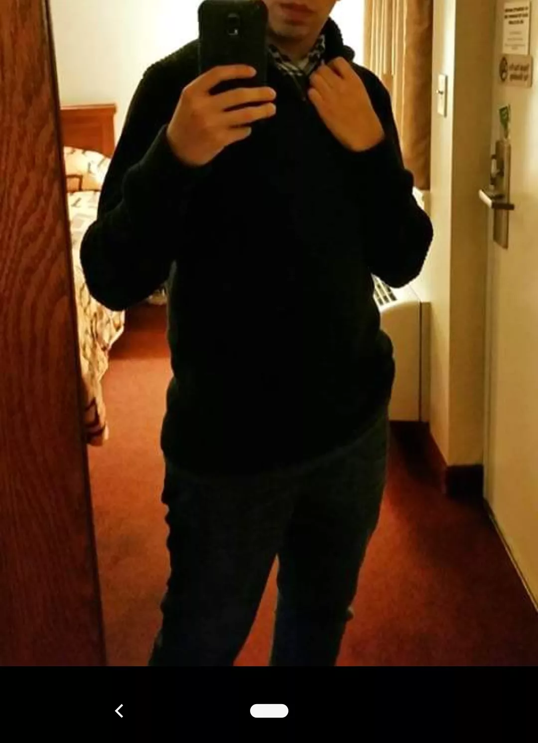 28 YO Vegas Bull looking for hotwifes to play with