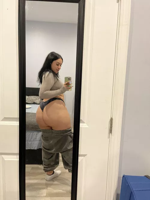 Do you want a piece of this ass? 😏