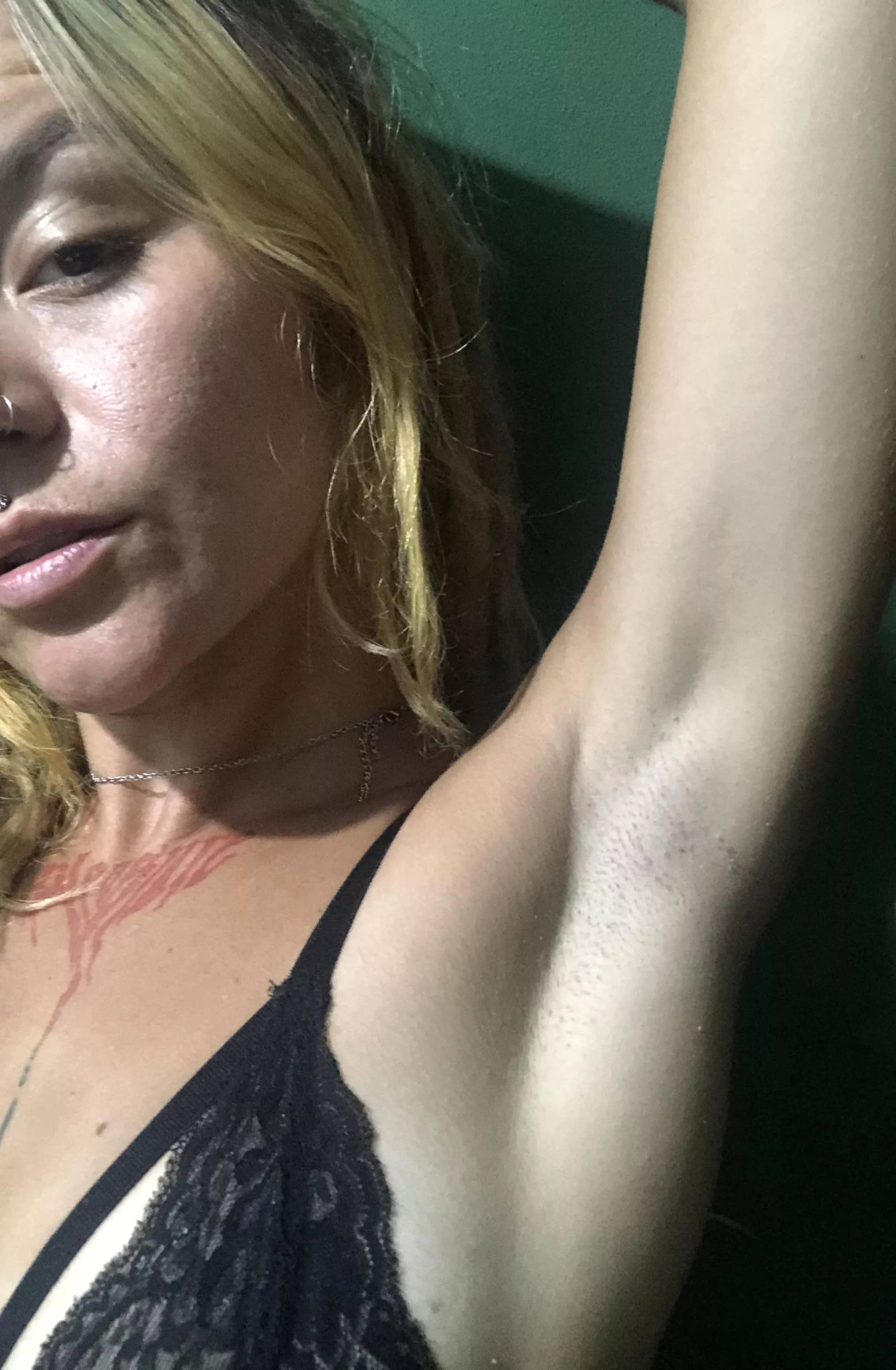 Do you want to feel its texture?