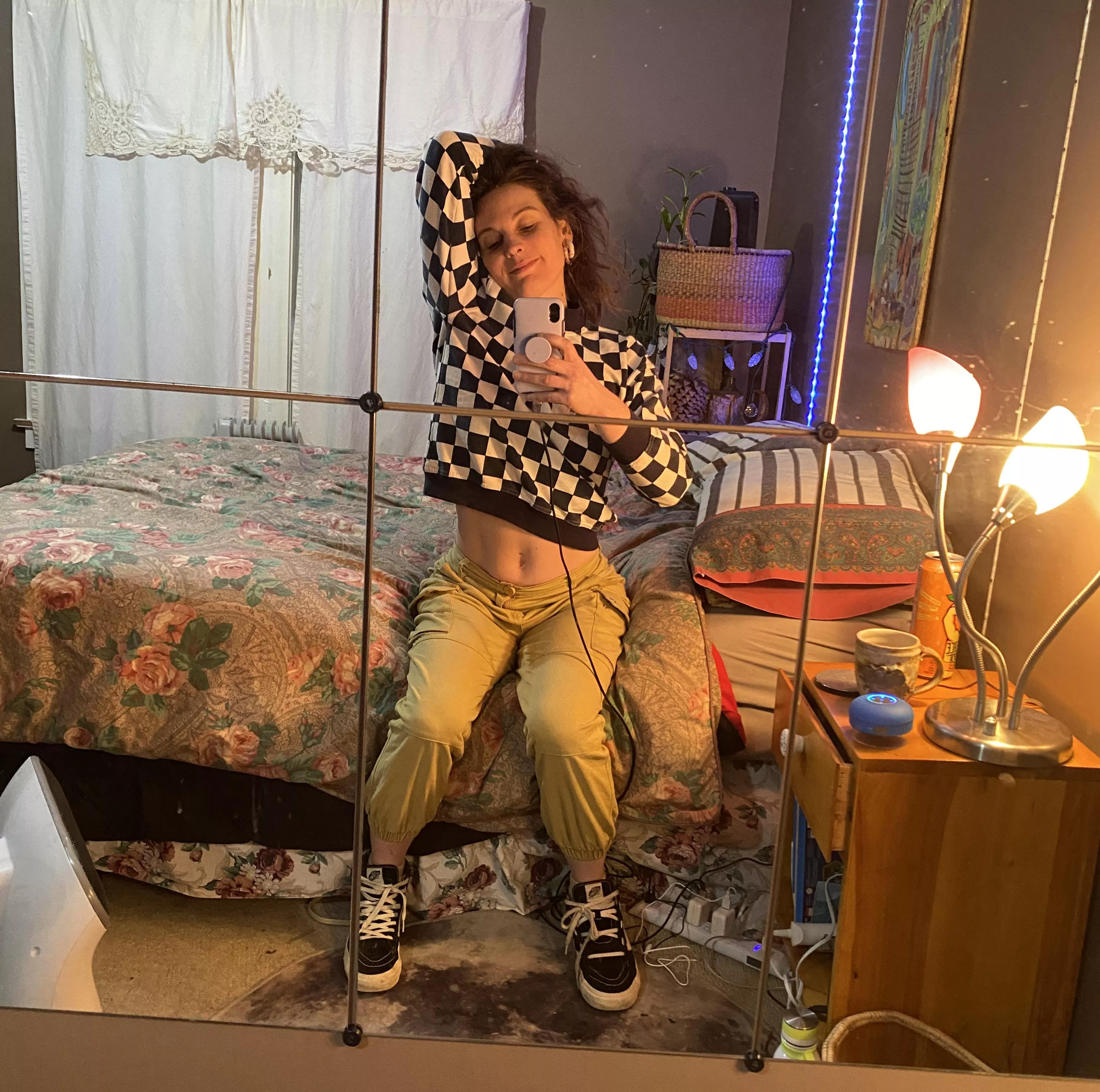 How do you do, fellow kids? Yea I’m almost 40 but I look cool so sue me.