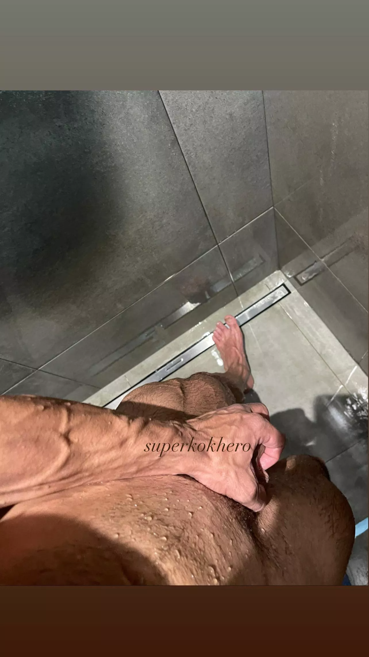 I love to cum during an HOT Shower💦😈🥵