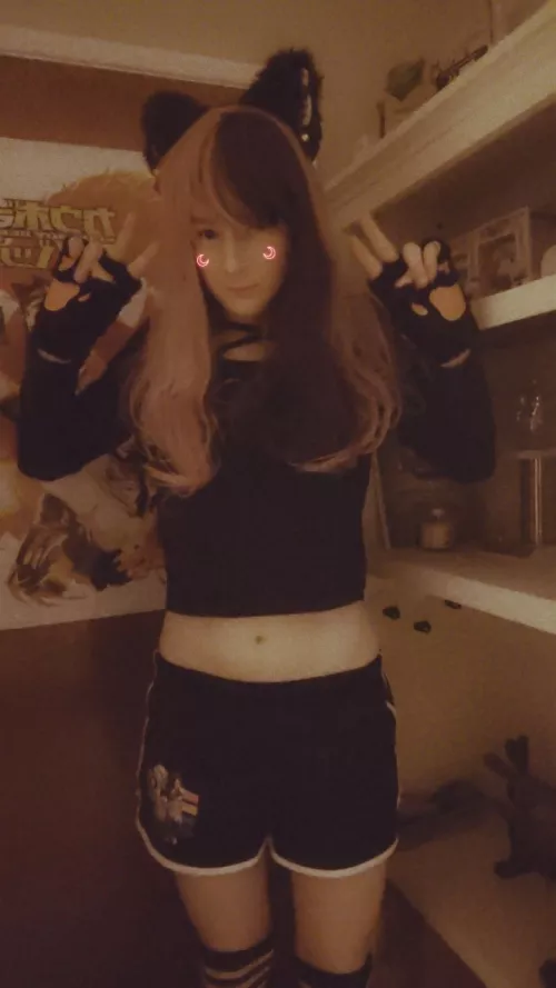 I need another femboy to hug🤗