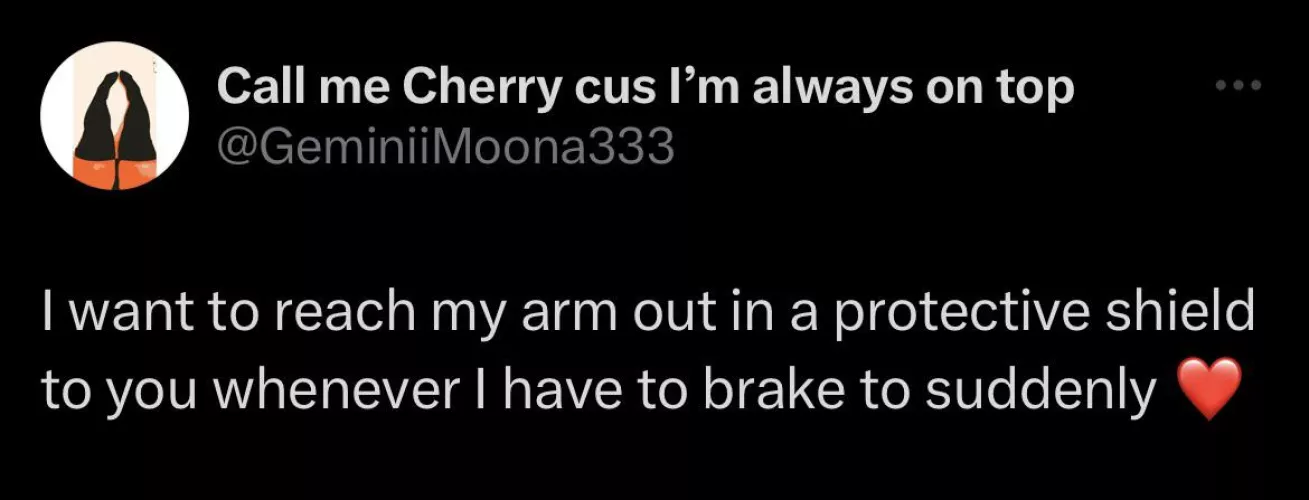 Itβs the mom arm. I want to protect you always my little cub β€οΈ