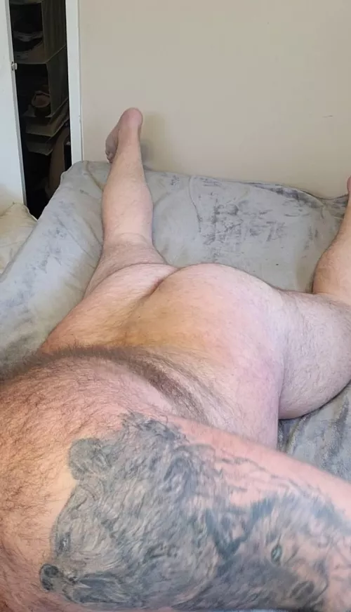 Love how my ass looks here, but all my hair is impossible to see 🥺