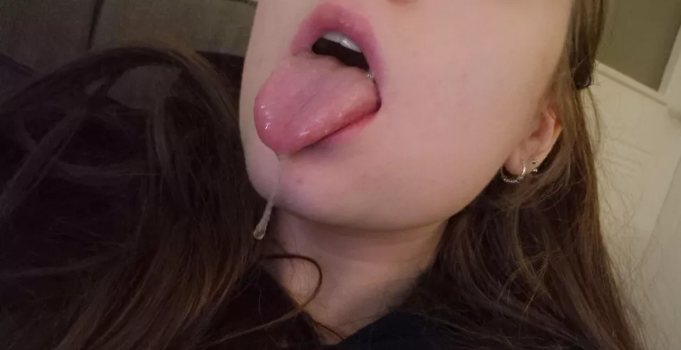 [oc] My tongue is waiting patiently 👉🏻👈🏻💦