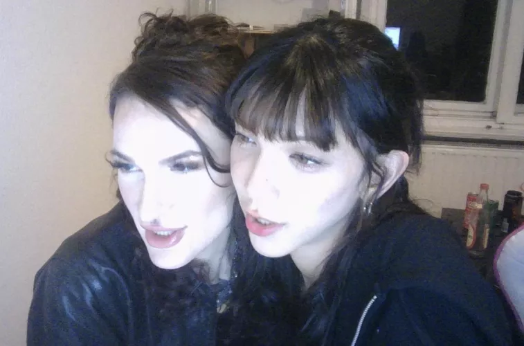 Two goth girls are gonna spit roast you [domme]