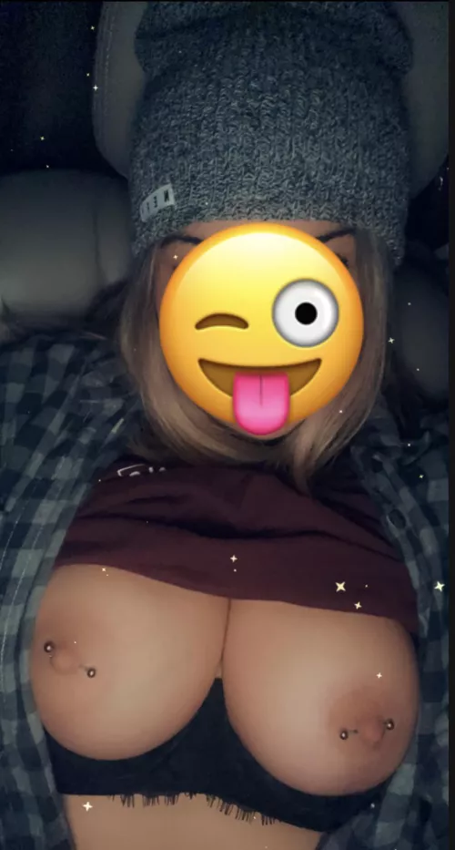 Who wants to smoke and go for a ride 😏