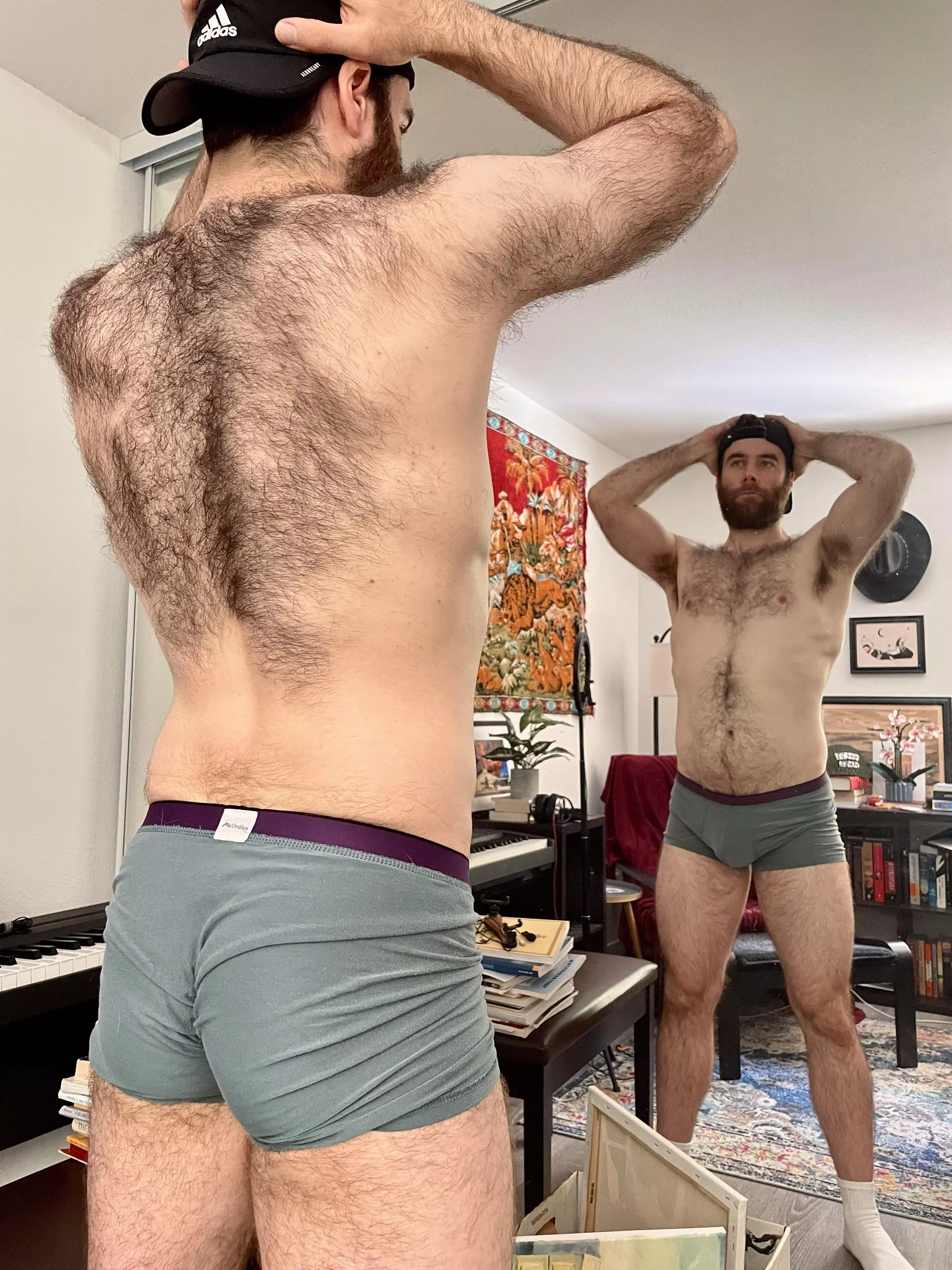 Yes I wear hard tag underwear inside out 🙈