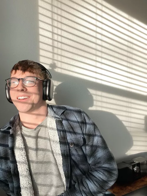 (23) Smiling is the best medicine 😊