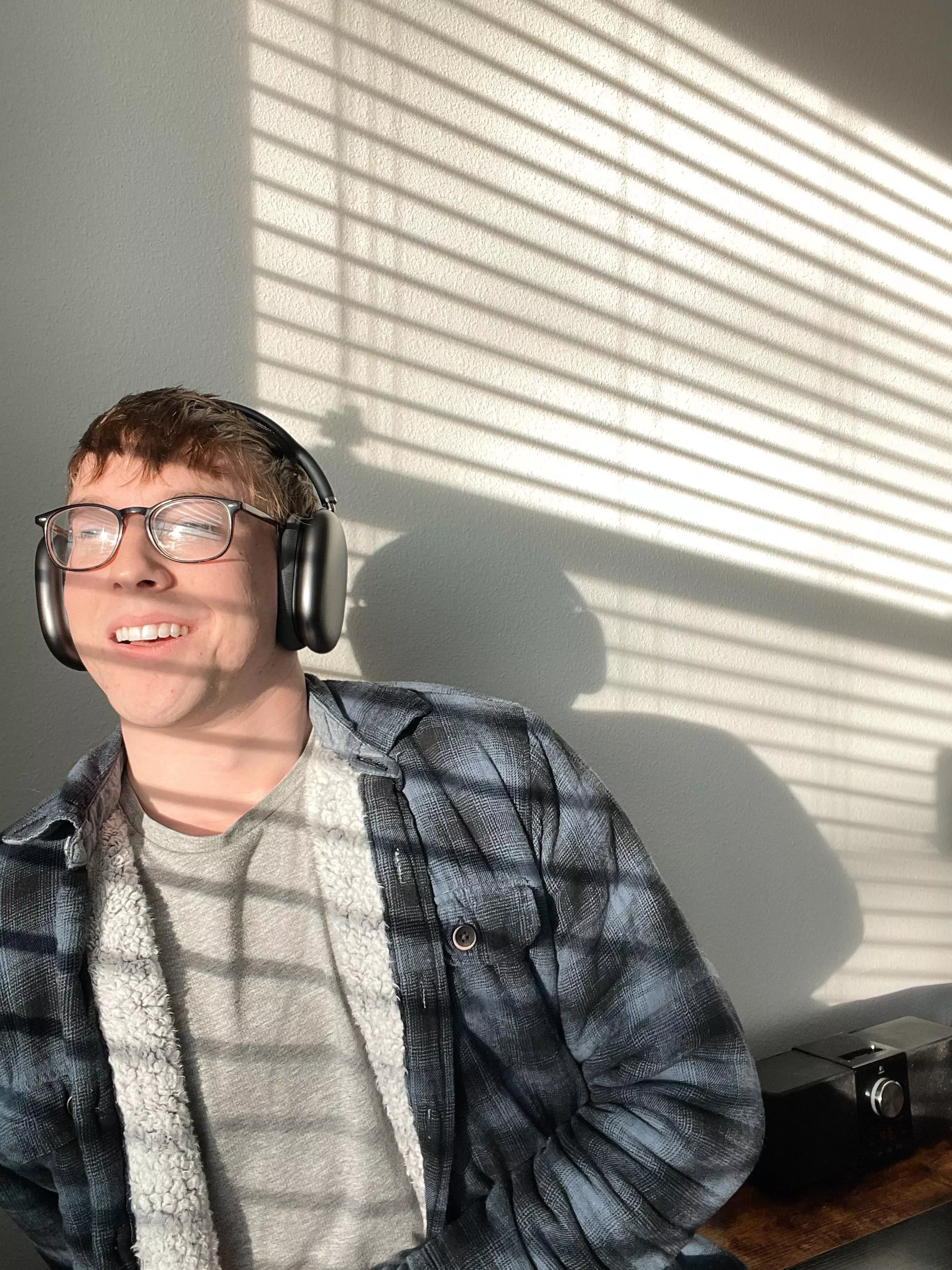 (23) Smiling is the best medicine 😊