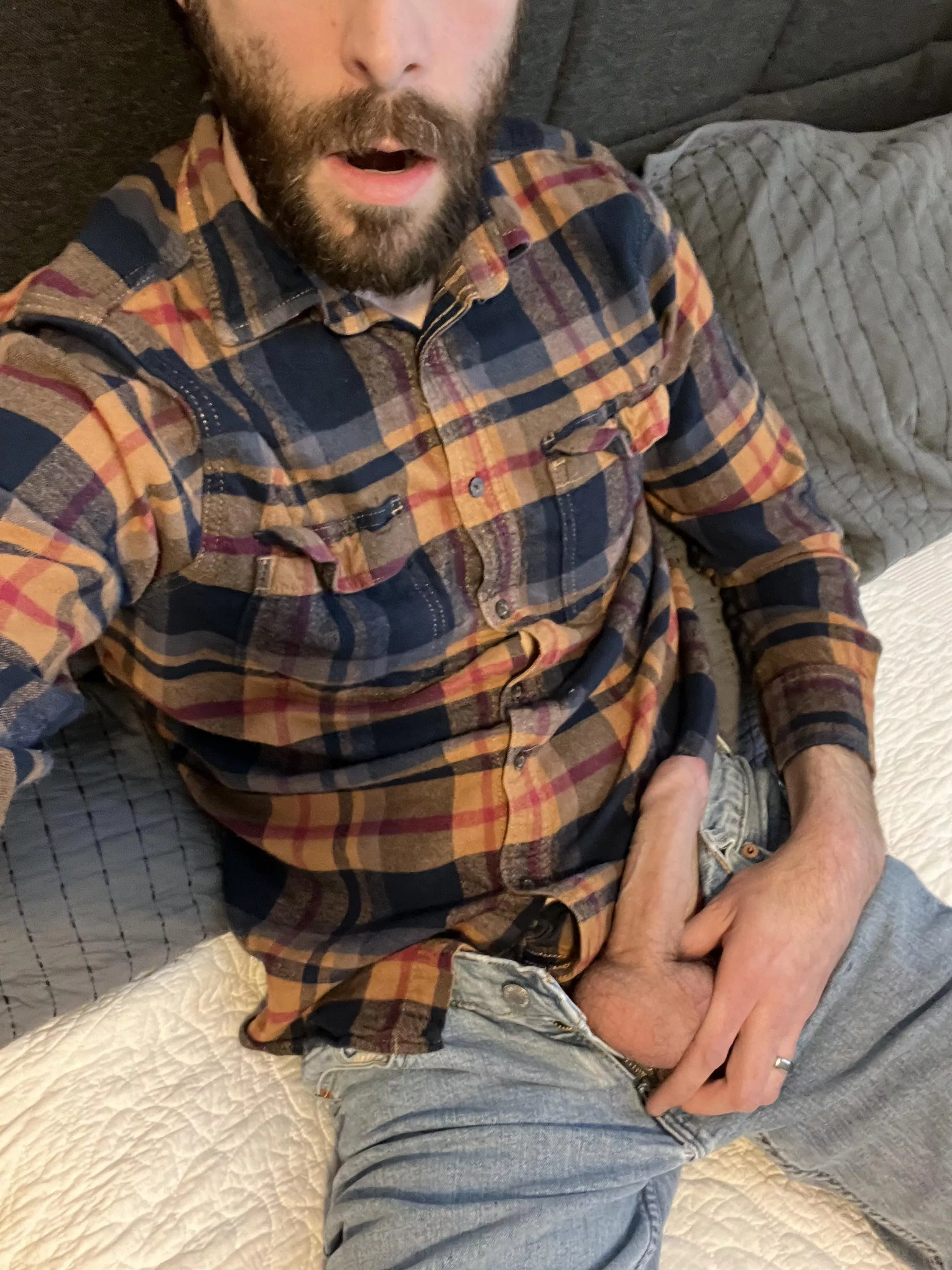 32 Anyone want to get back in bed? Happy Thursday from the dad in plaid!