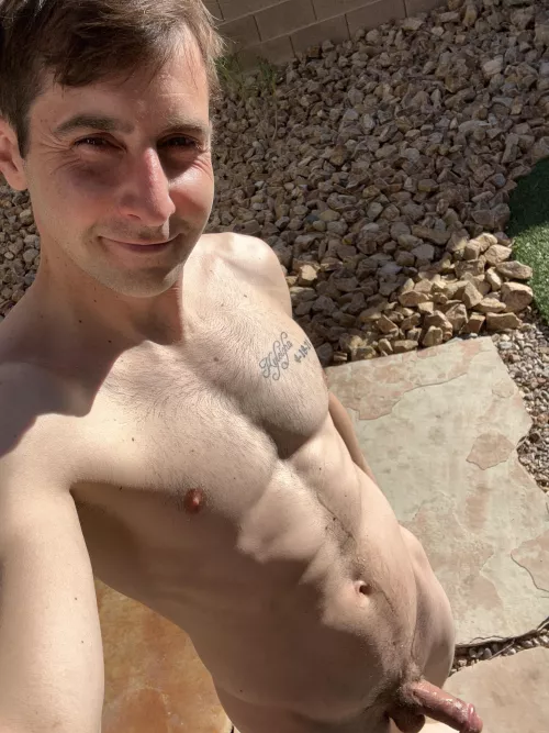 Can someone come help me clean up? Please… 🙏