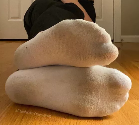 Come get a sniff of these sweaty socks