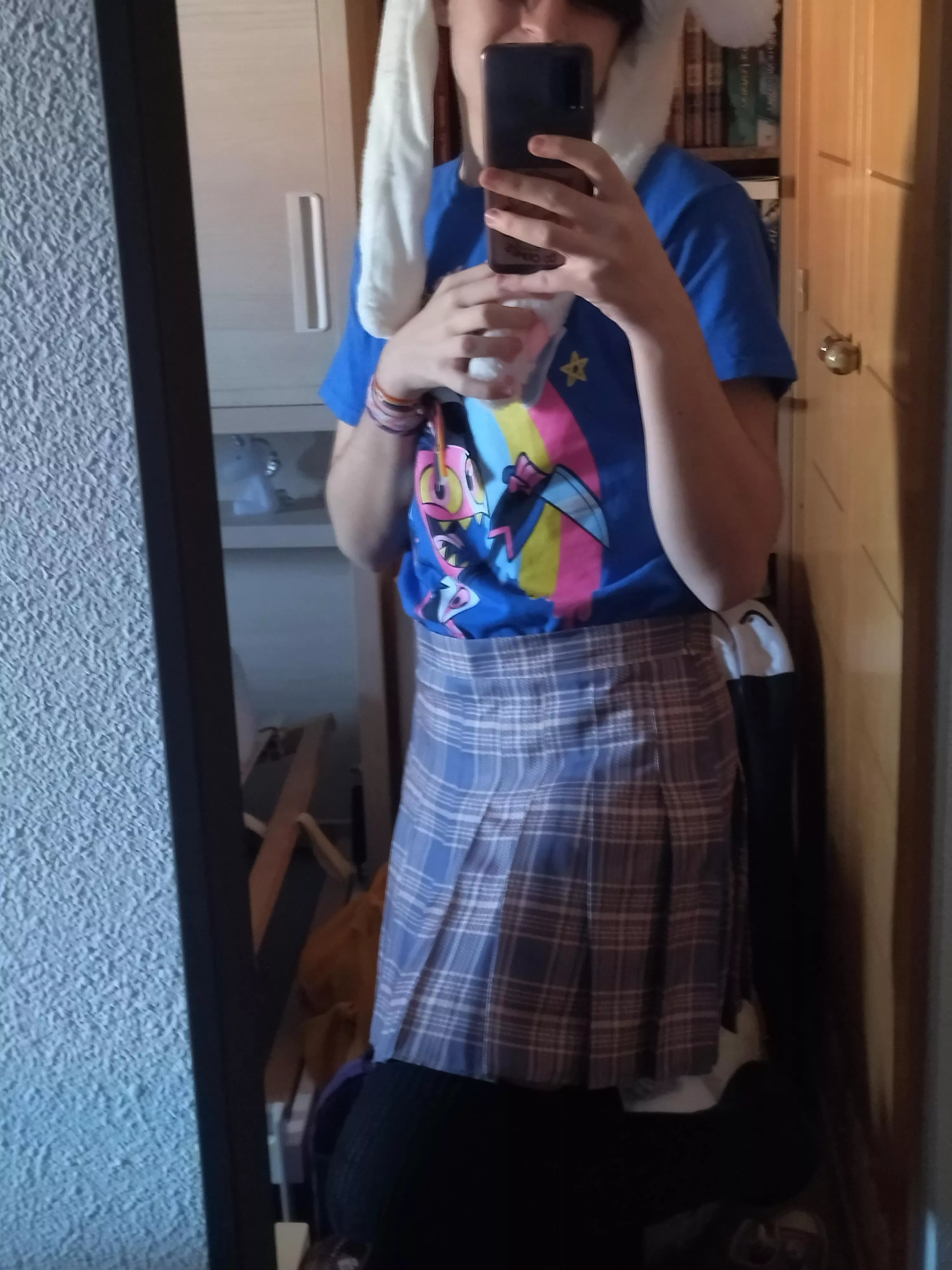 Did anyone order a femboy?