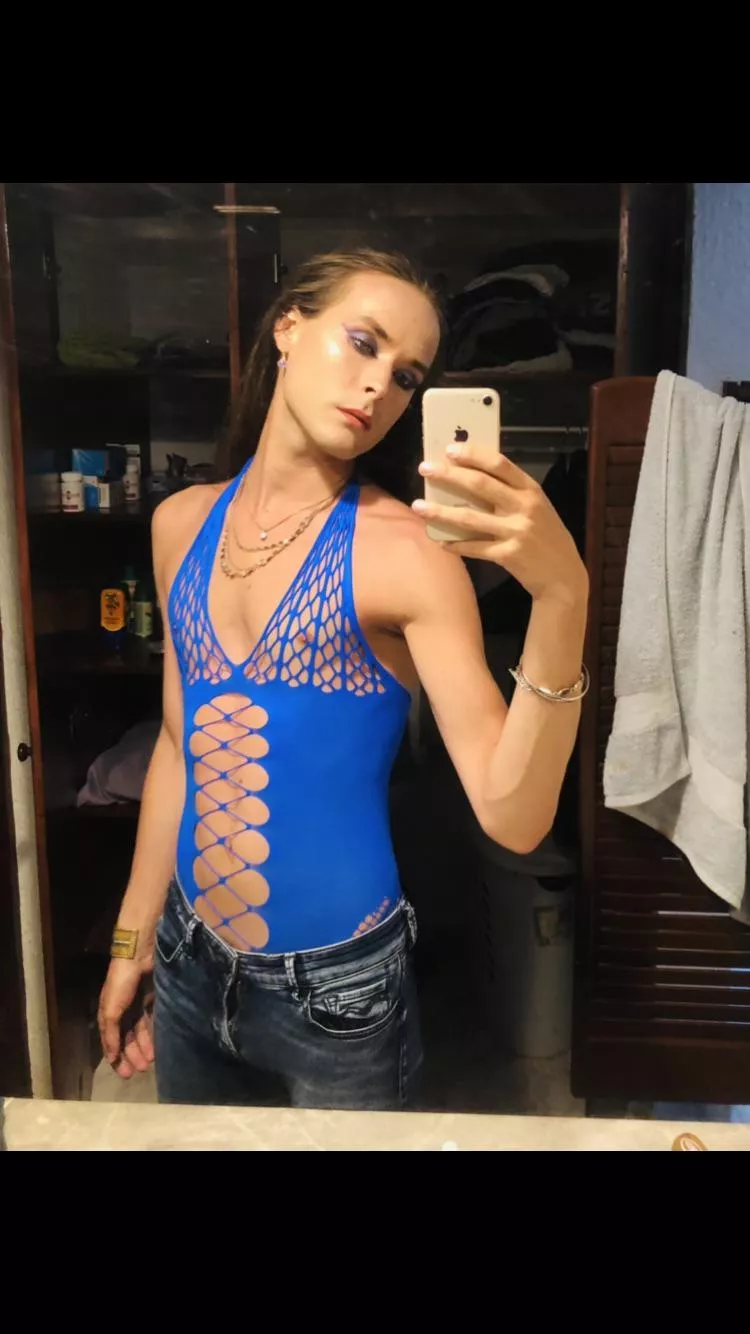 Hello everyone feeling blue today! ✨💙✨