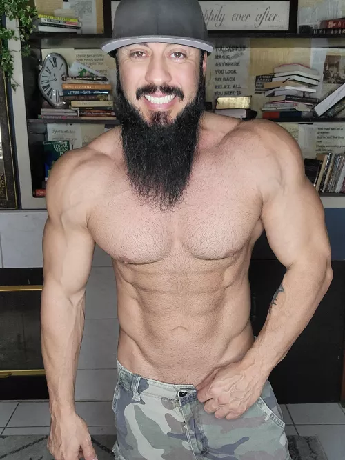 hello! how's everyone tonight?? 6'3 250