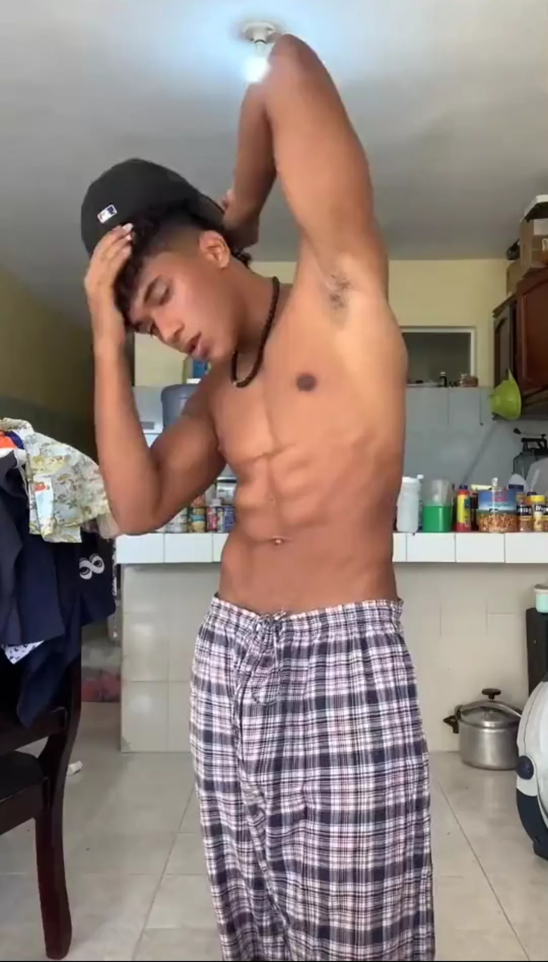 he's on tiktok, anybody knows his name?