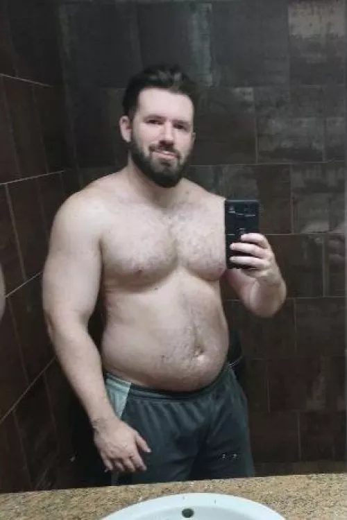 Old pic from when I dirty bulked, should i pack on the weight again?