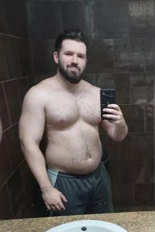 Old pic from when I dirty bulked, should i pack on the weight again?