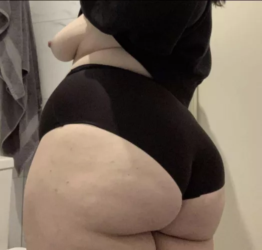 Rip these off and devour me