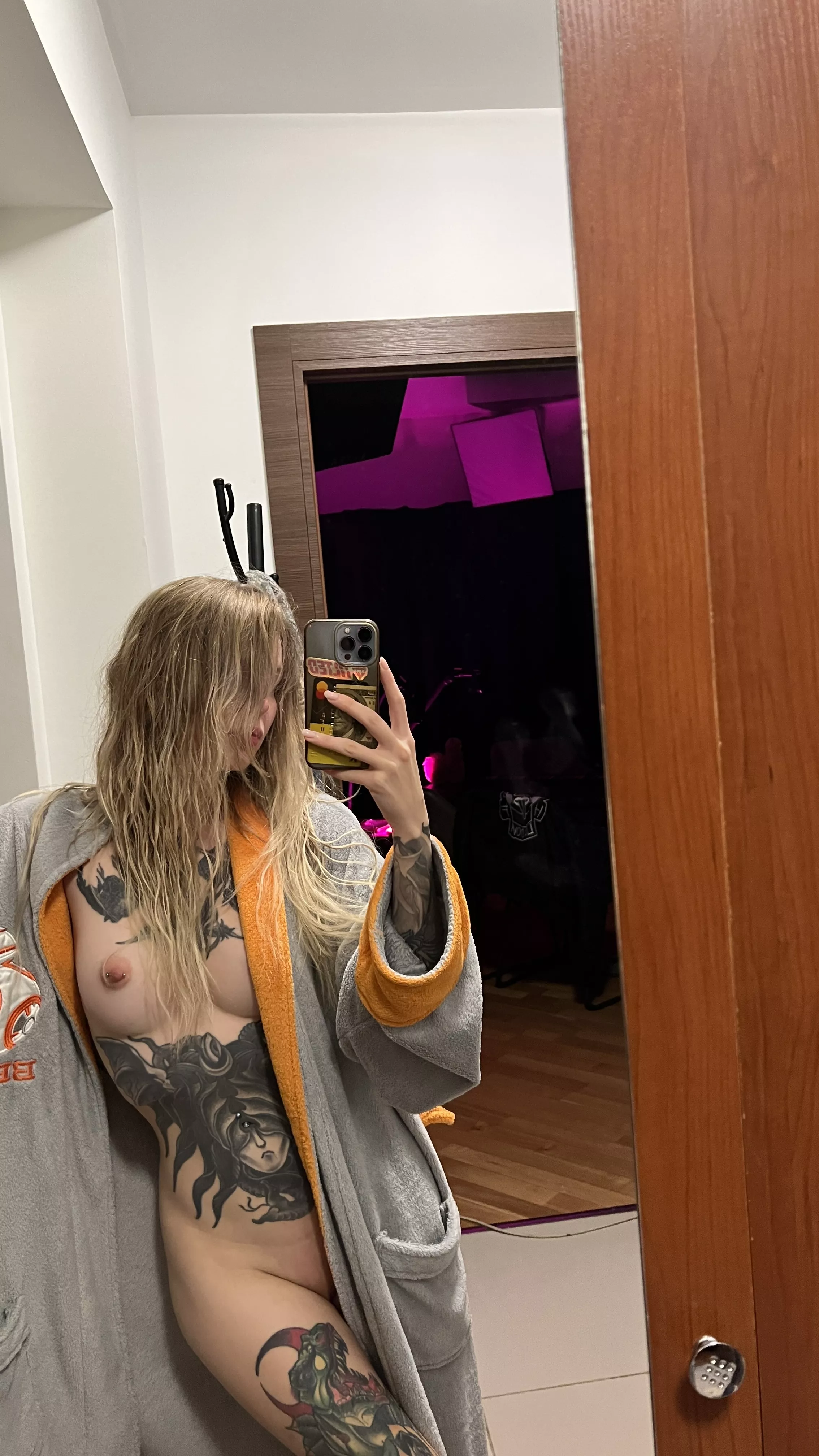 Sexy selfie after shower