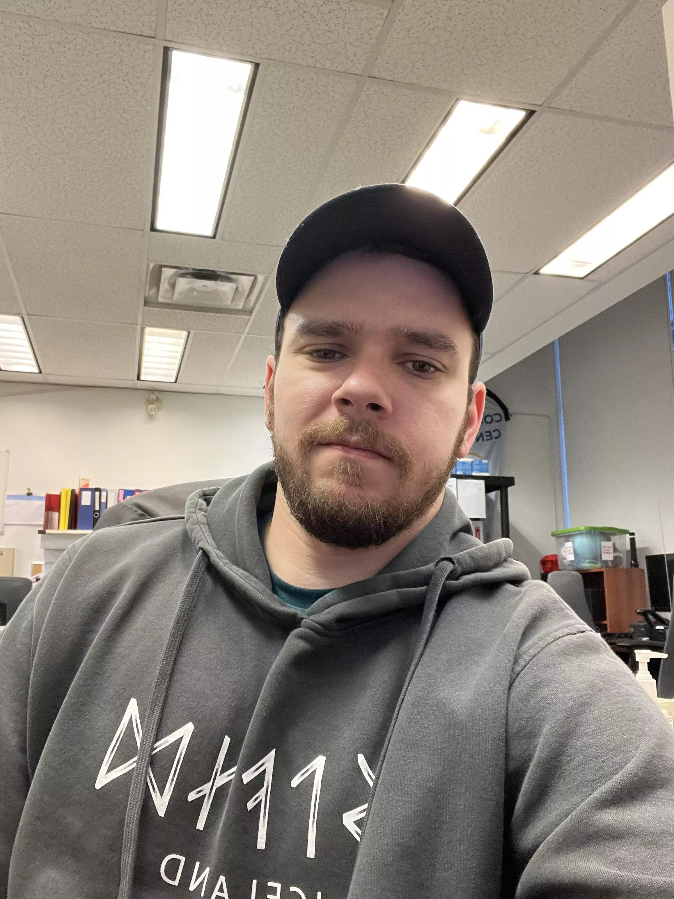 So bored and lonely at work. Anyone wanna chat? What games are you playing? Dm me So bored and lonely at work. Anyone wanna chat? What games are you playing? Dm me