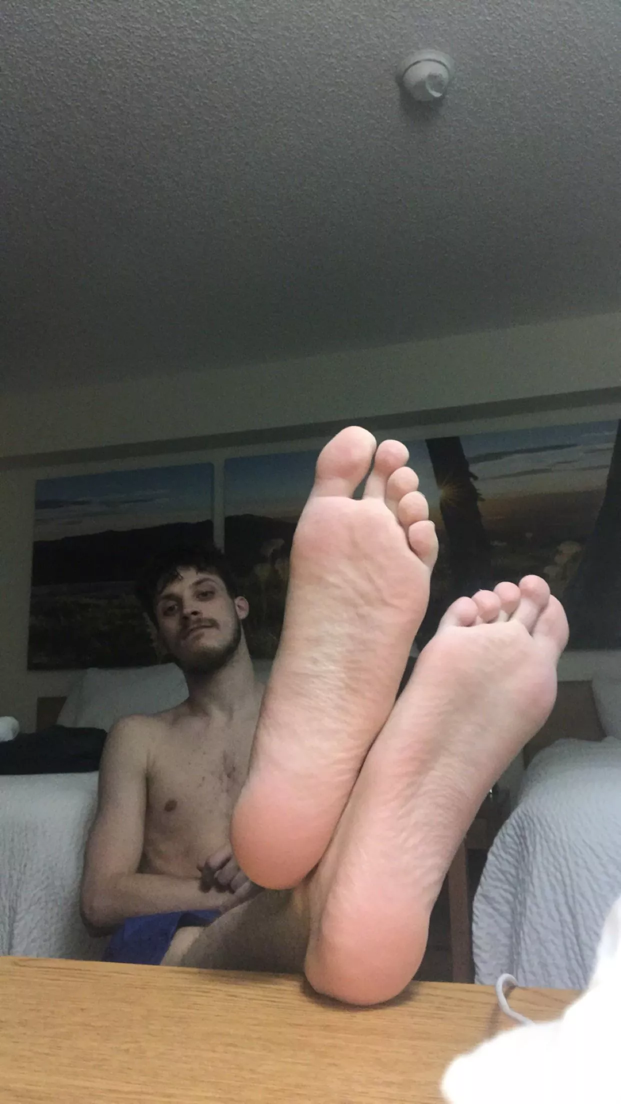 Take your time on each toe😈