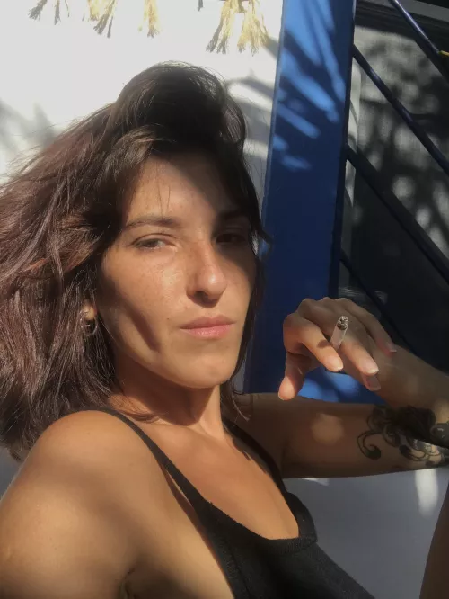 what a pleasure to smoke in the morning with the sun on your face