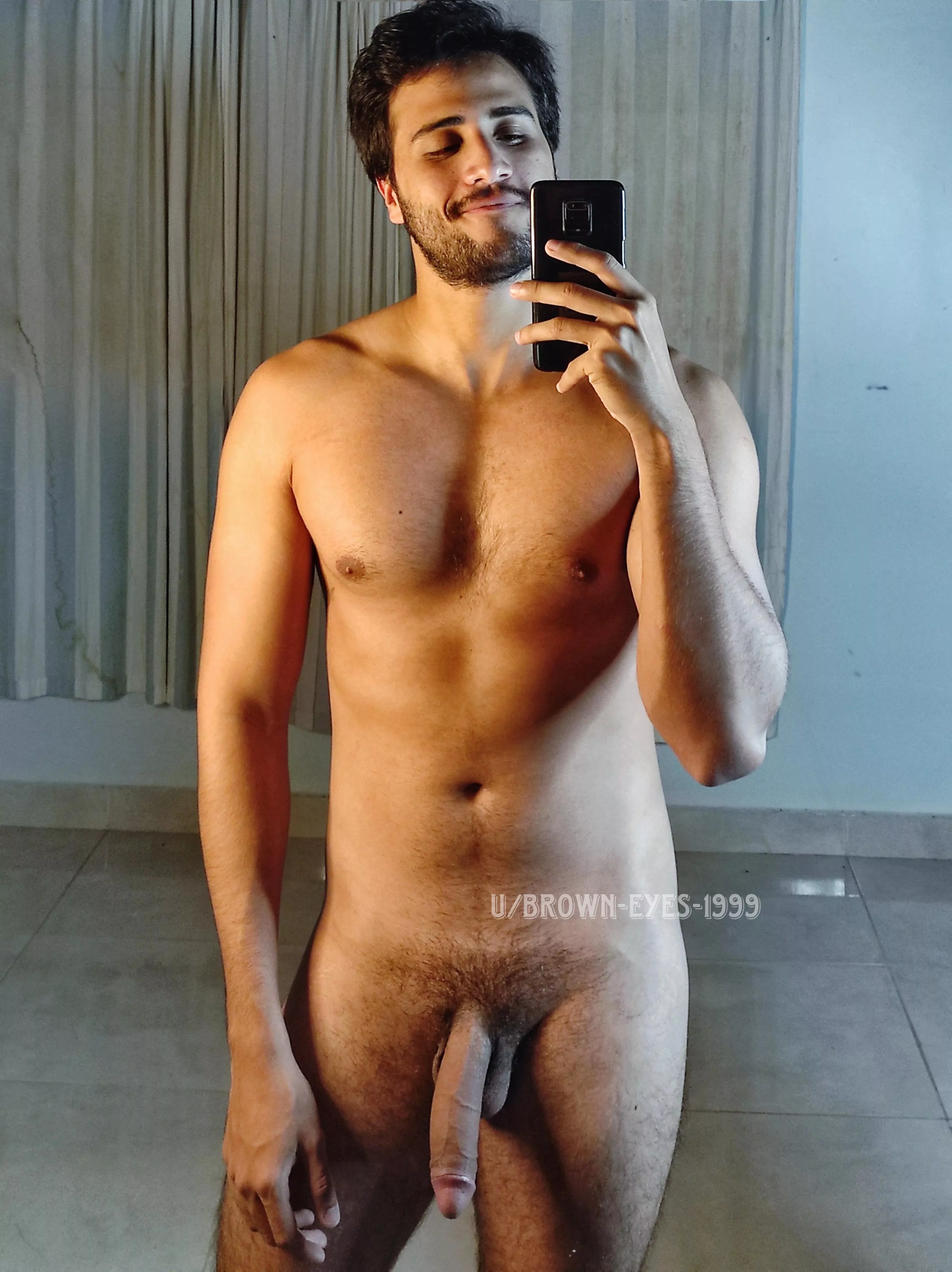 What do you think? Would you like to be my roommate? 😈 What do you think? Would you like to be my roommate? 😈