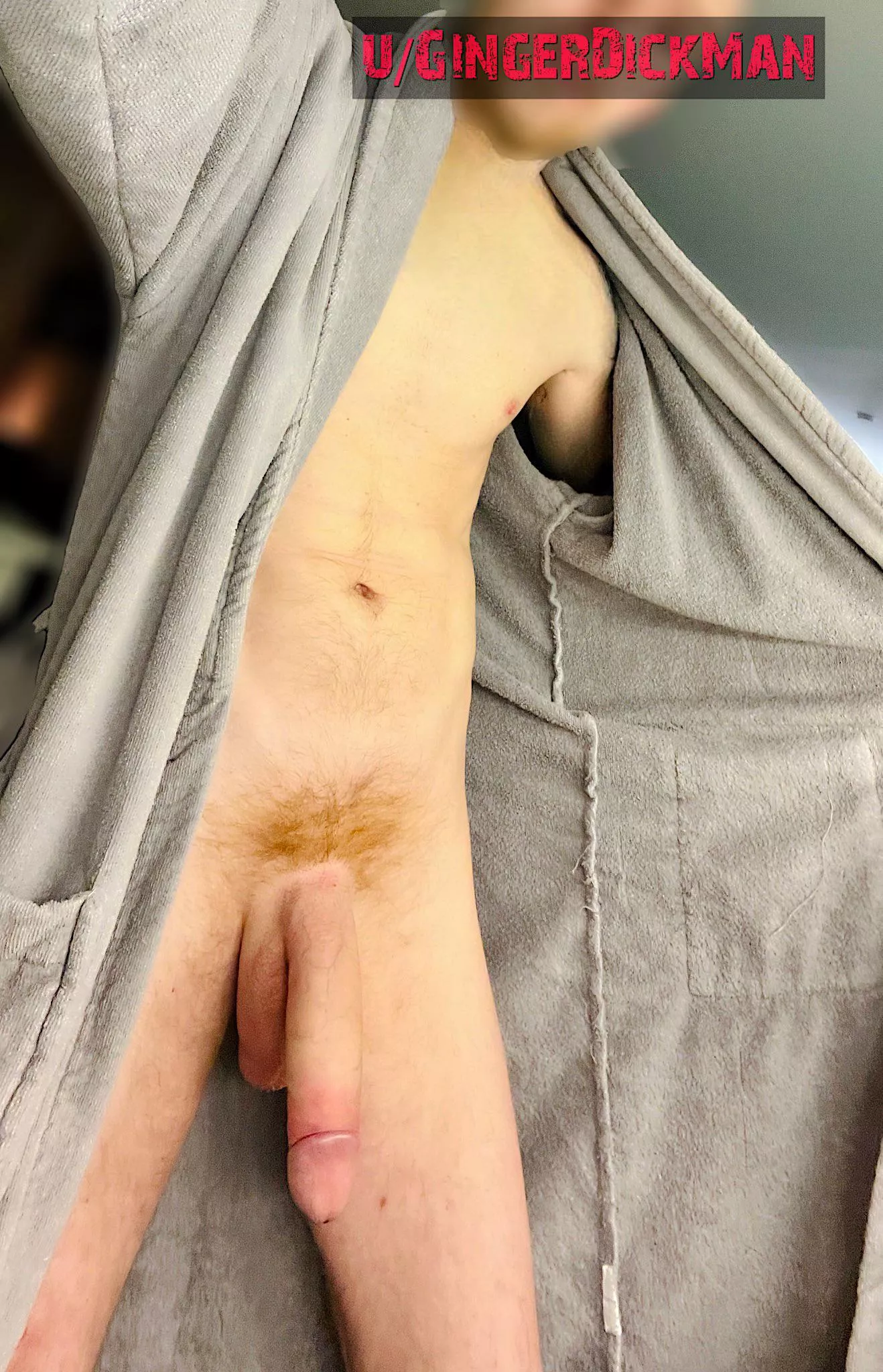 Who can make my ginger dick hard :)