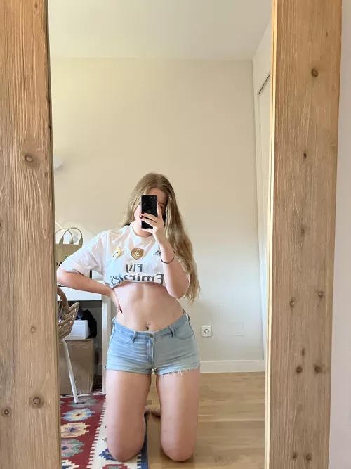 Would you fuck me if I‘d walk into your room like that?