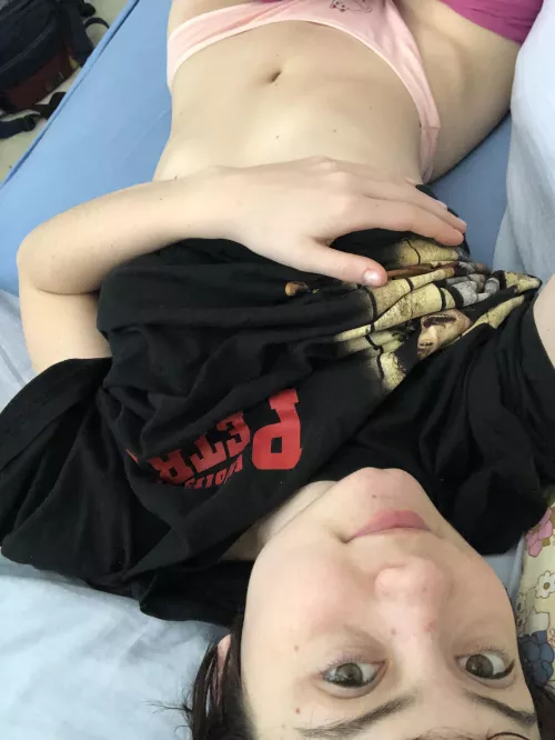 Would you lay down next to me ?