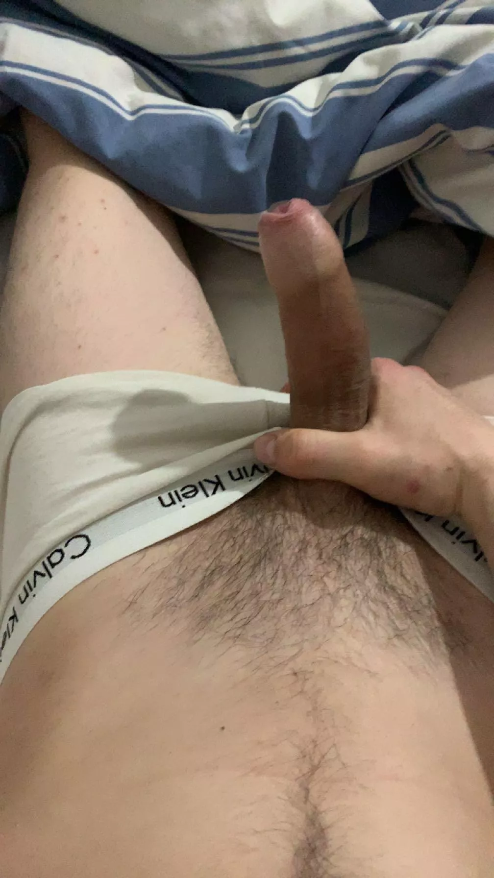 23 uk gf is at work add: jldn2023bi