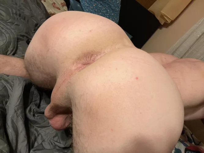 [26] Imagine I waiting you like this in your bed after workout together