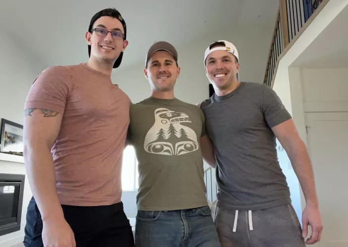 5 years as a throuple π₯°