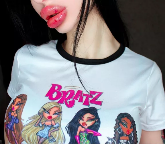Big lips after injection, perfect lip volume and favorite T-shirt