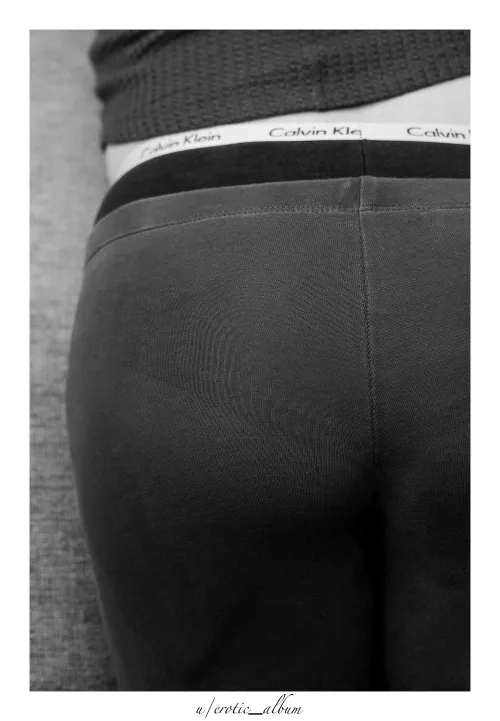 CK panties and small leggings. (F)