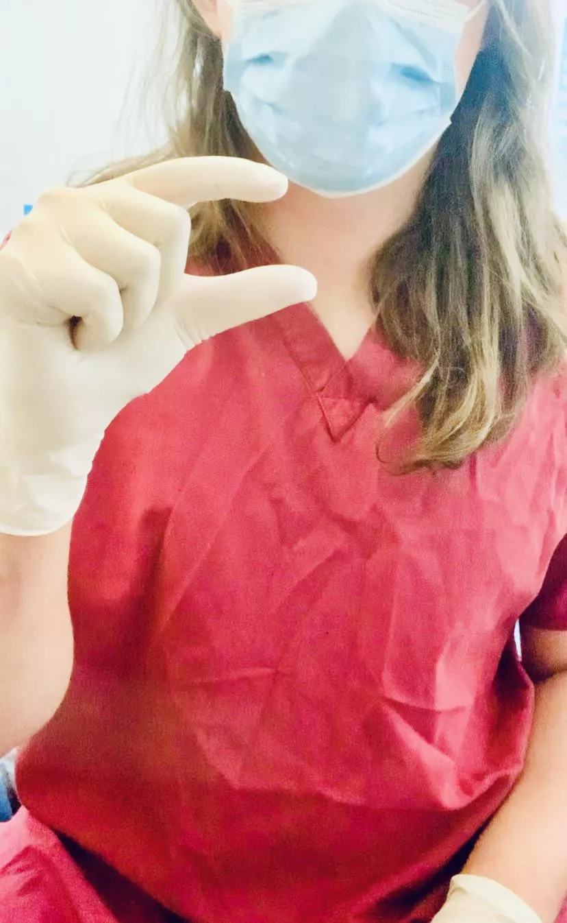 Drop your pants and show me that tiny cock…