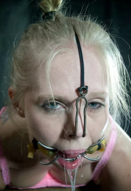 Exhausted [xpost /r/nosehooked]