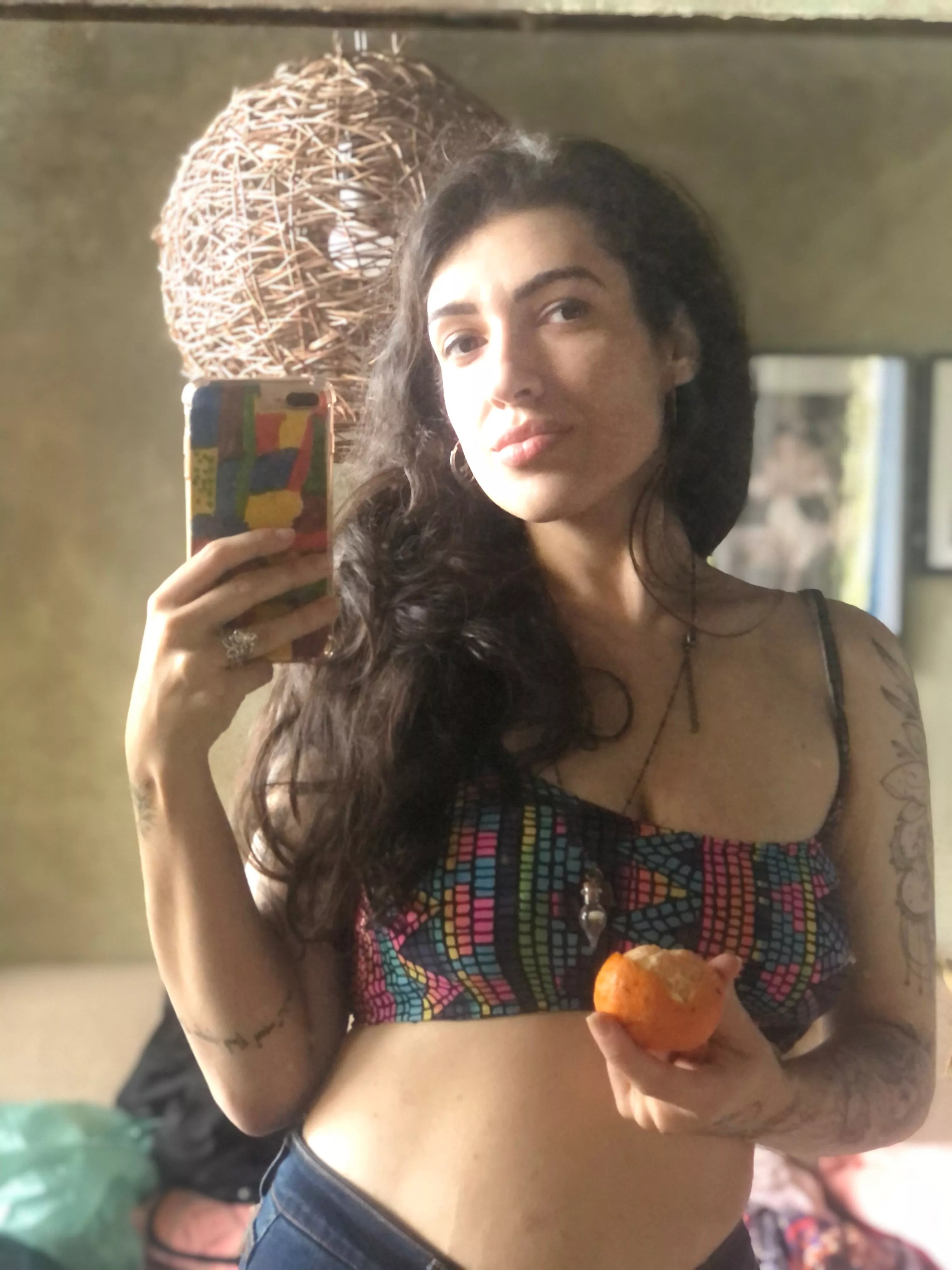 [F] Wishing you all a great weekend. And tangerines.