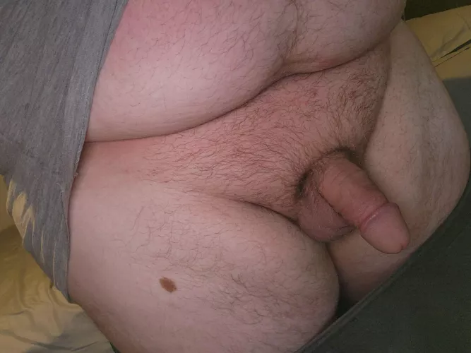 feelin good tonight. anyone wanna make it better?