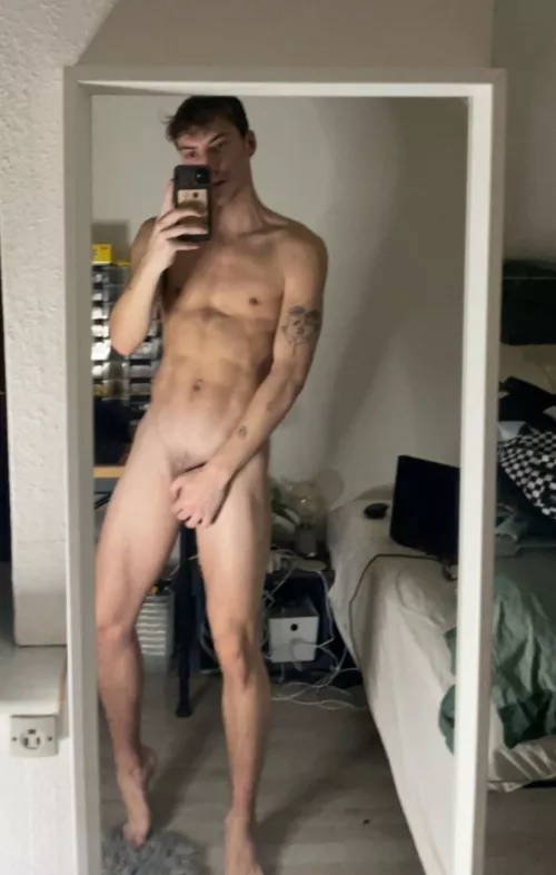 First post! I don't see a lot of Danish here, so can you tell I'm a little bit nervous? (22) 😳 hi everyone