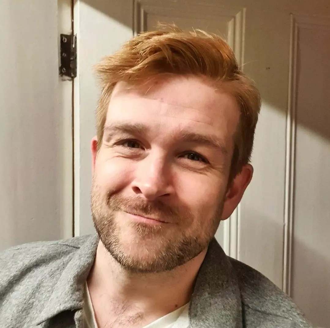 GAY MAN DYES HAIR, TAKES SELFIES. WORLD SHOOK.