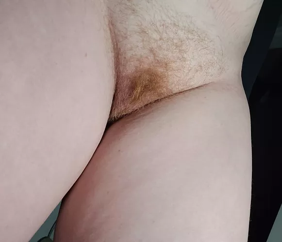 Ginger pussy and thick thighs