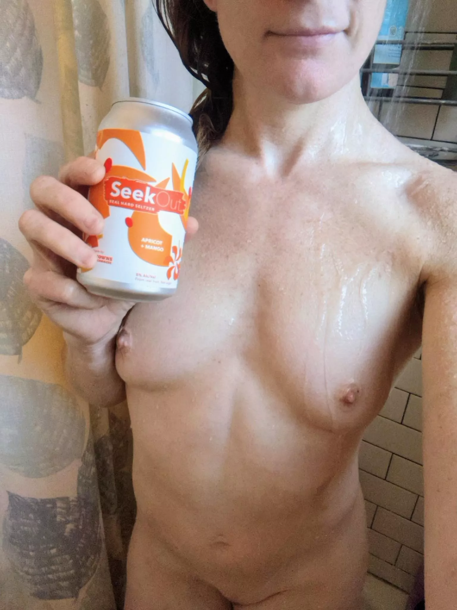 Happy Friday! Are shower seltzers a thing?