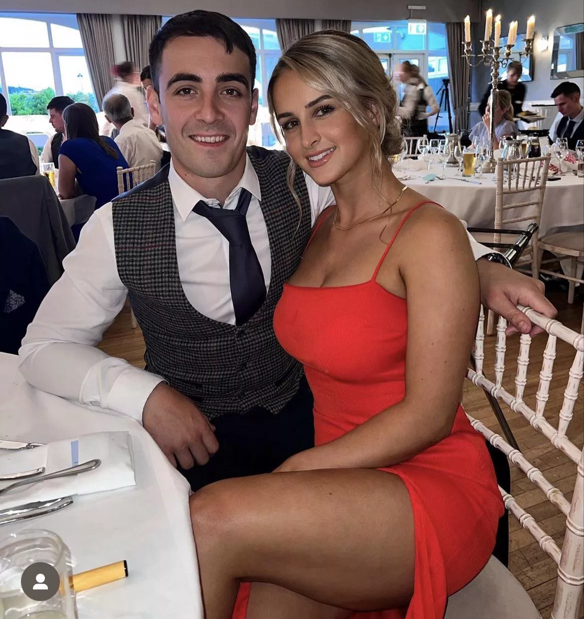 He’s my best friend, but how can I resist her…?