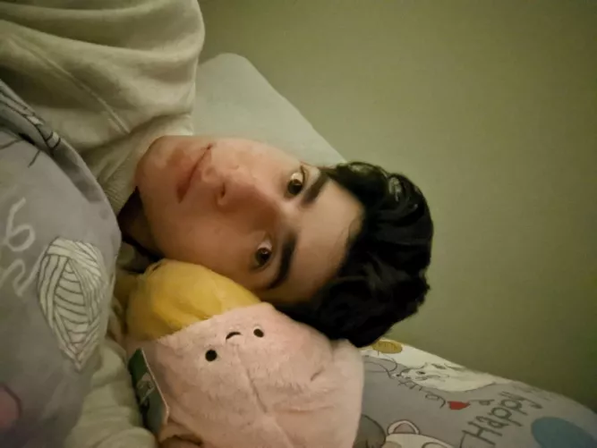 heyy anyone else staying in all weekend?